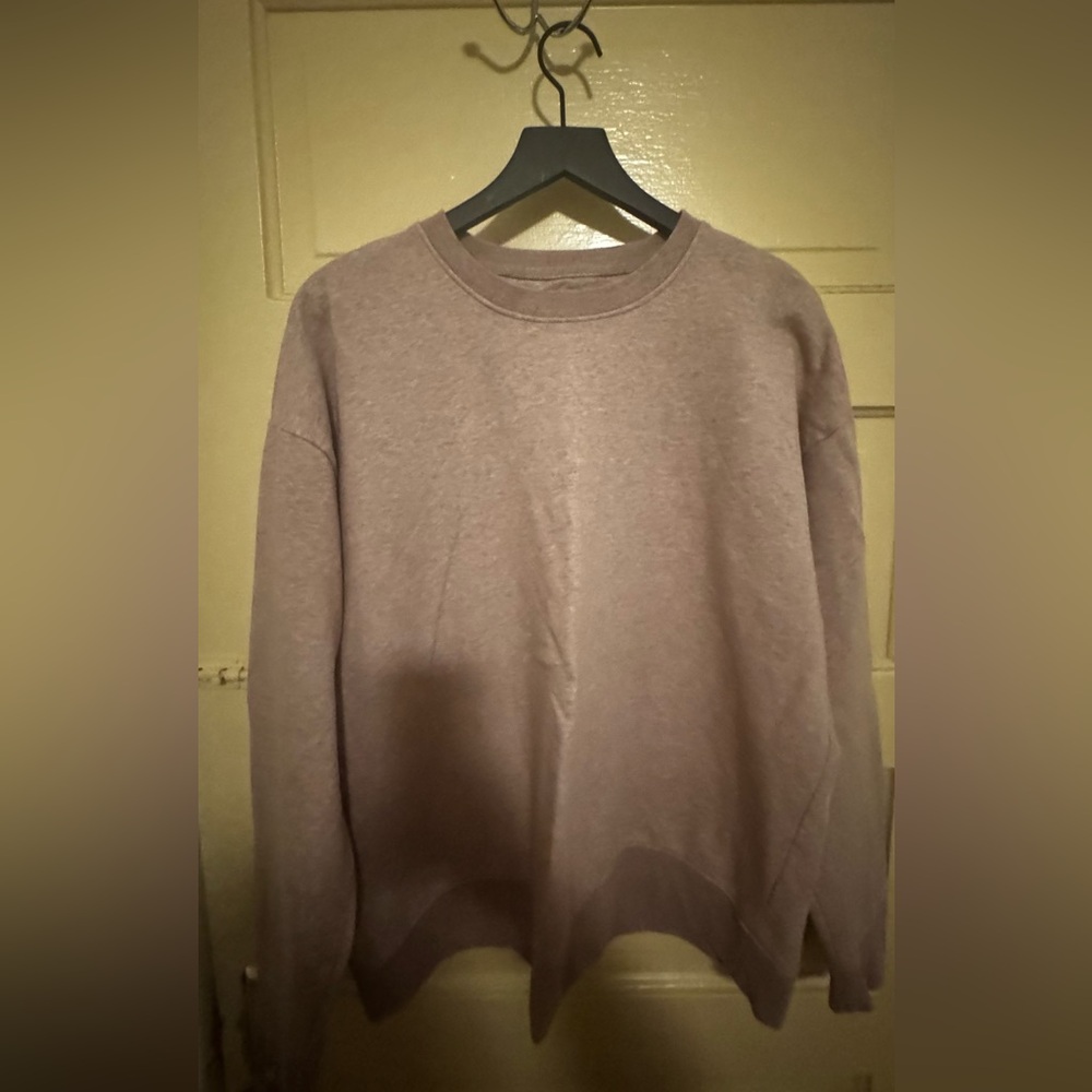 Old Navy Crewkneck